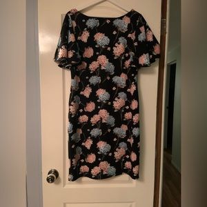 Suzy Shier floral dress